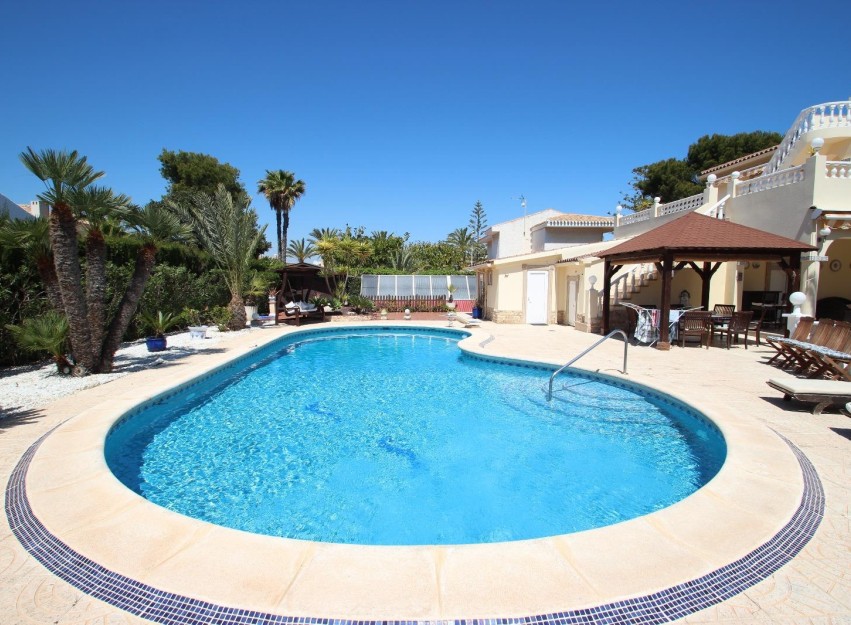Herverkoop - Villa - Torrevieja - Punta Prima