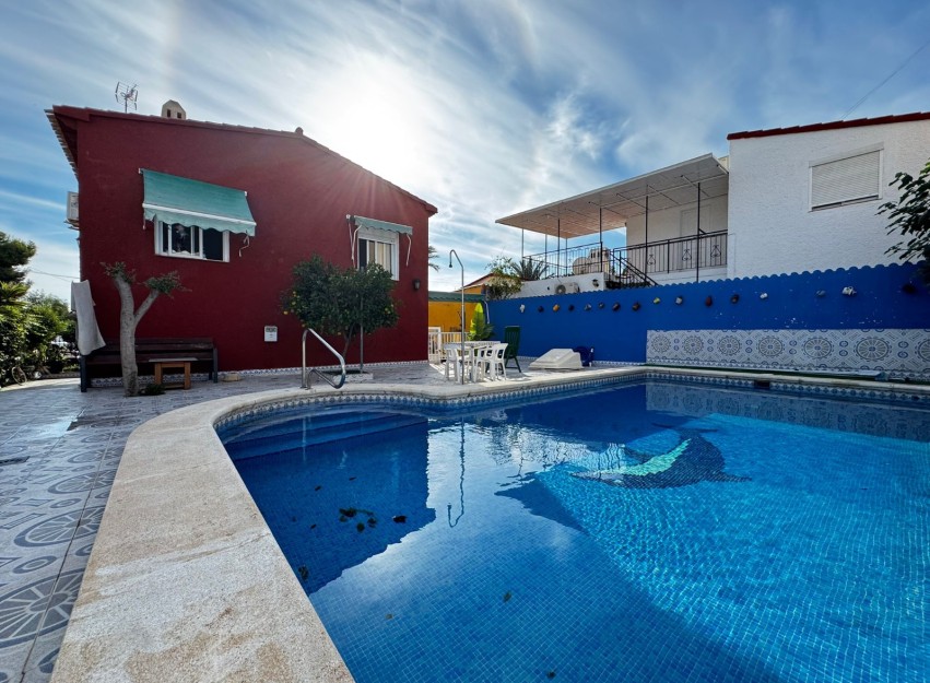 Herverkoop - Villa - Torrevieja - Punta Prima