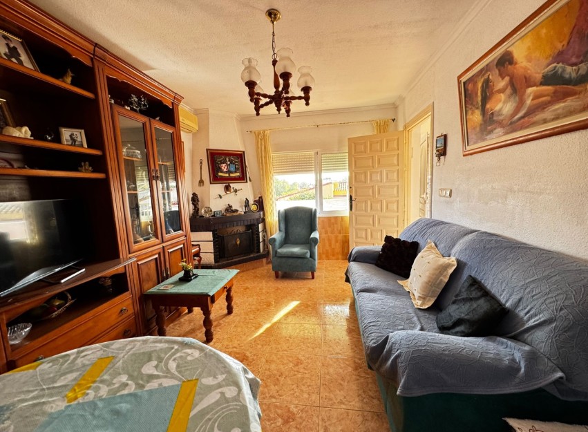 Herverkoop - Villa - Torrevieja - Punta Prima