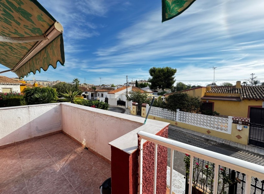 Herverkoop - Villa - Torrevieja - Punta Prima