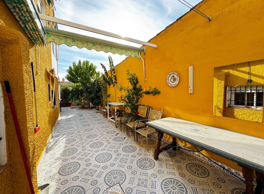 Herverkoop - Villa - Torrevieja - Punta Prima