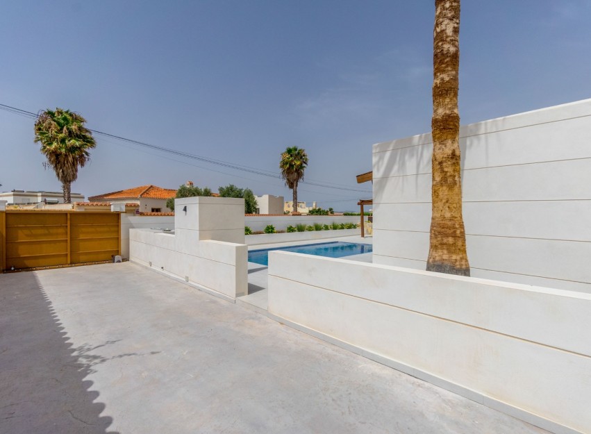 Herverkoop - Villa - Torrevieja - Torreta Florida