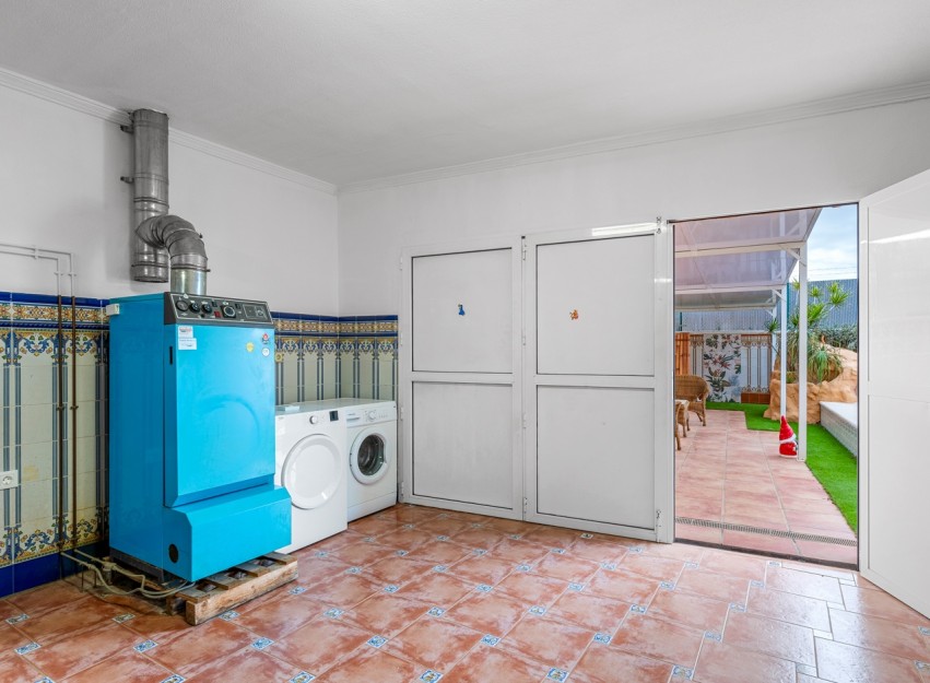 Herverkoop - Villa - Torrevieja