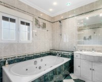 Herverkoop - Villa - Torrevieja