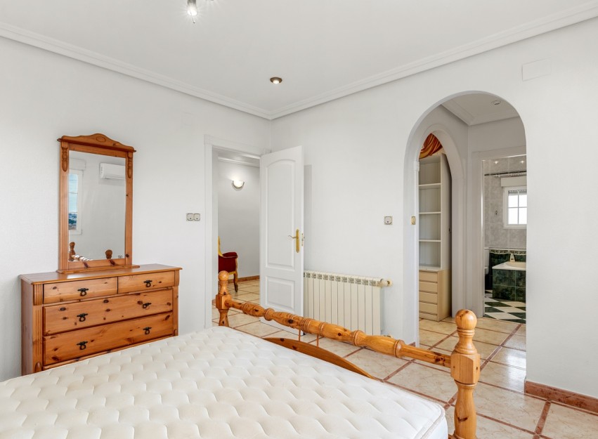 Herverkoop - Villa - Torrevieja