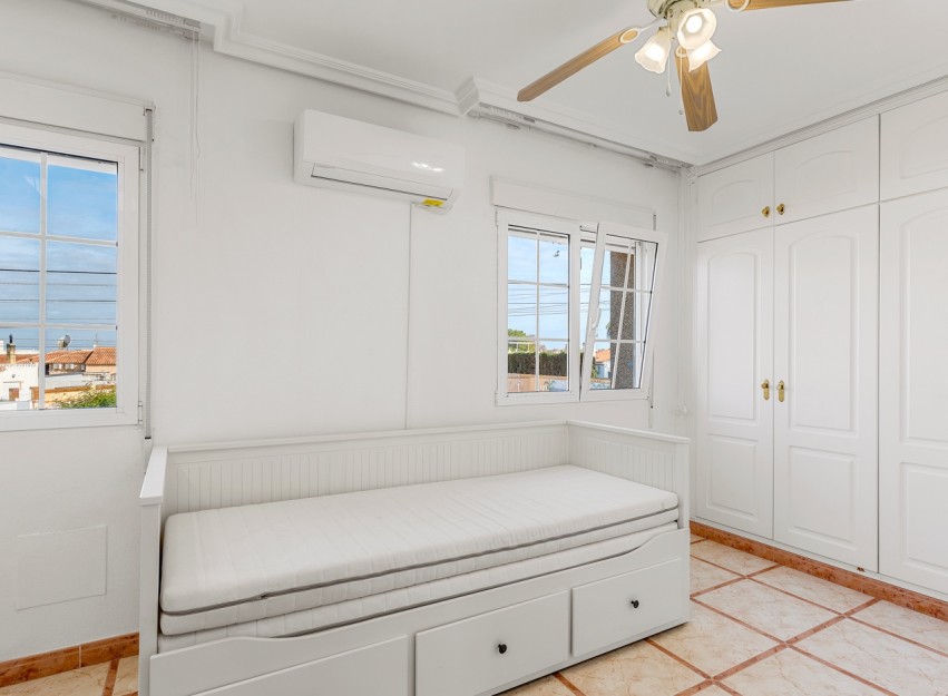 Herverkoop - Villa - Torrevieja