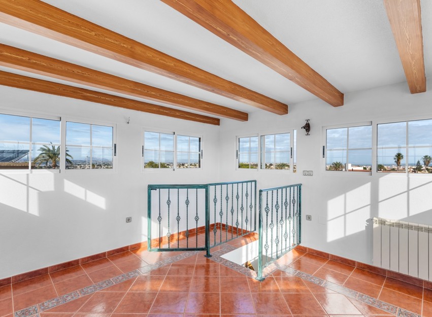 Herverkoop - Villa - Torrevieja