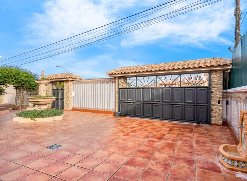Herverkoop - Villa - Torrevieja