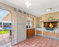 Herverkoop - Villa - Torrevieja
