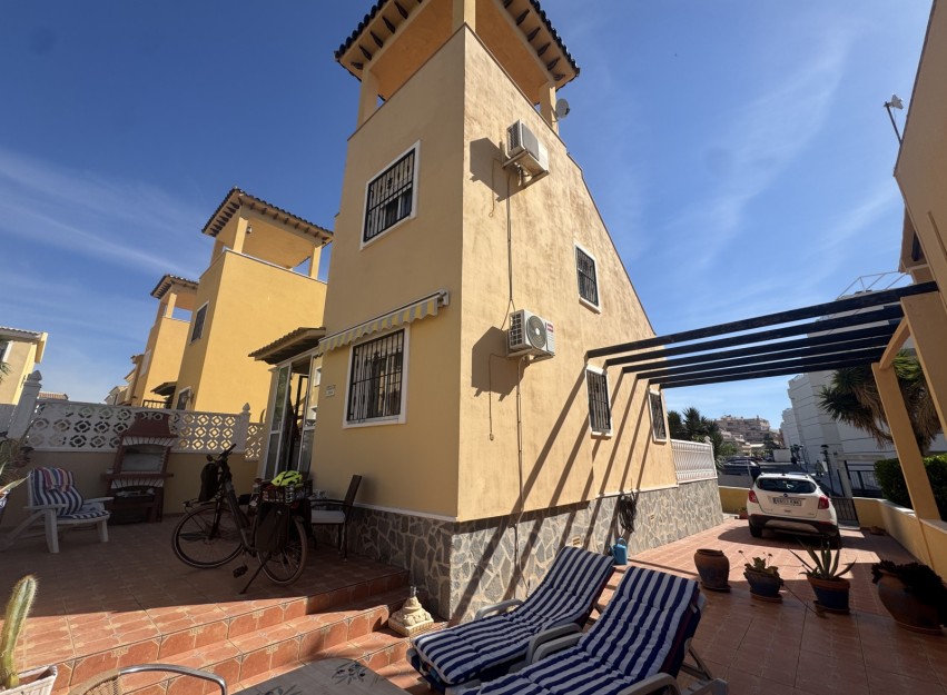 Herverkoop - Villa - Villamartín - Lomas del Golf