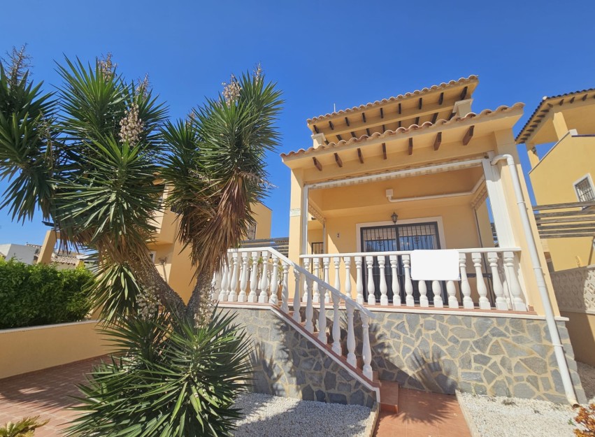 Herverkoop - Villa - Villamartín - Lomas del Golf