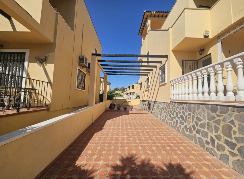Herverkoop - Villa - Villamartín - Lomas del Golf