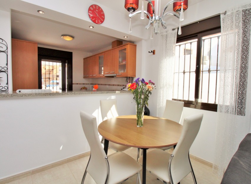 Herverkoop - Villa - Villamartín - PAU 8