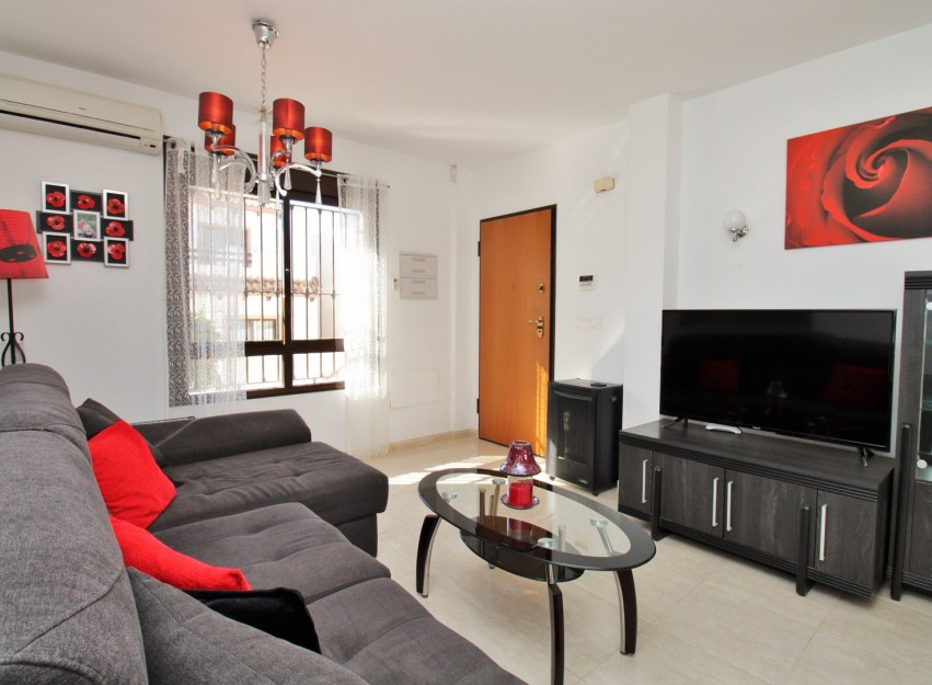 Herverkoop - Villa - Villamartín - PAU 8