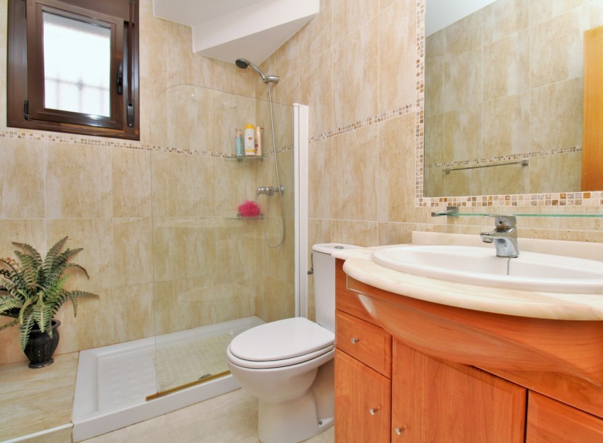 Herverkoop - Villa - Villamartín - PAU 8