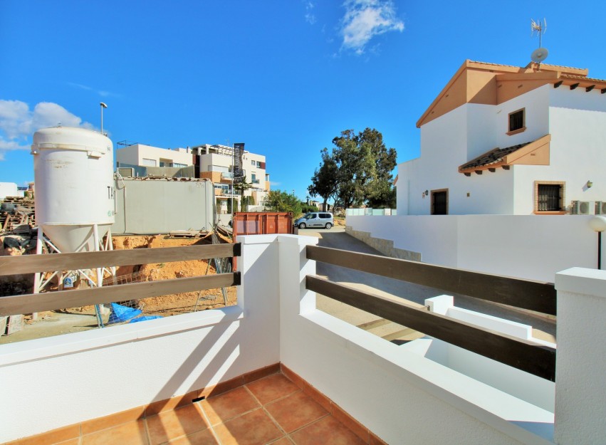 Herverkoop - Villa - Villamartín - PAU 8