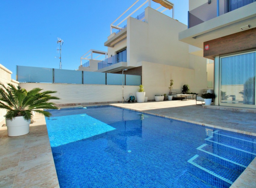 Herverkoop - Villa - Villamartín