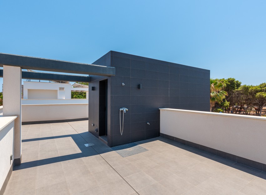 New Build - detached - Playa Paraiso