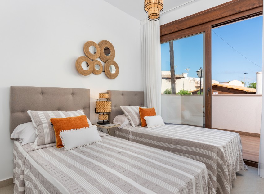 Nouvelle construction - low-bungalow - Torrevieja