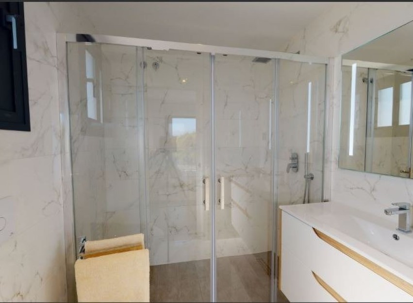 Nouvelle construction - Villa - La Nucía - Urb. Don Mar