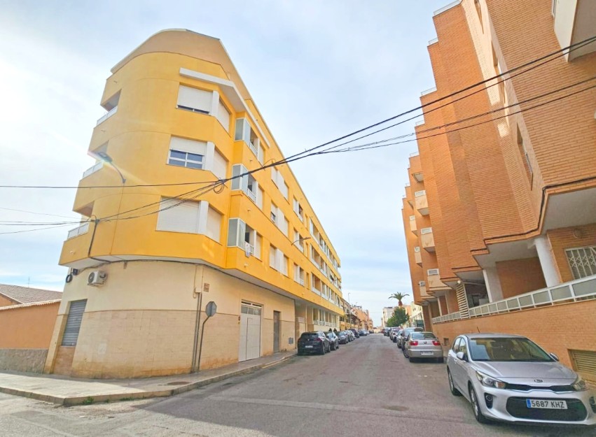 Resale - Apartment - Almoradí - Alicante