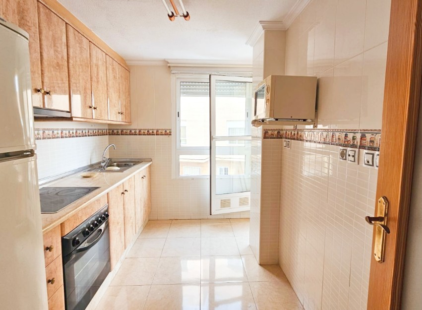 Resale - Apartment - Almoradí - Alicante