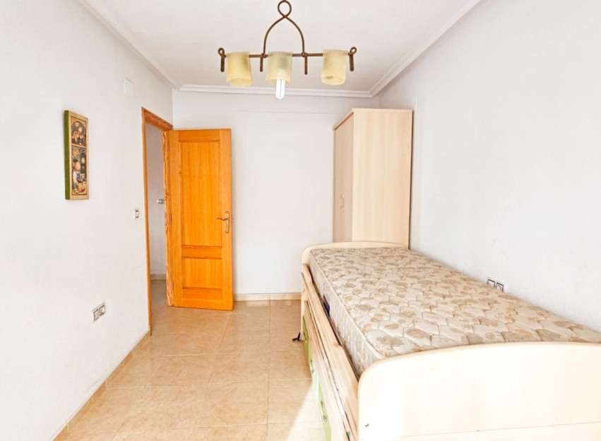Resale - Apartment - Almoradí - Alicante