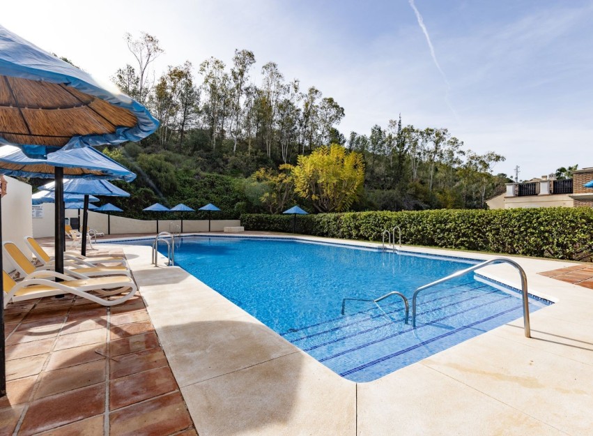 Resale - Apartment - Benahavis - Los Arqueros