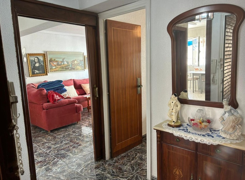 Resale - Apartment - Benidorm - Levante