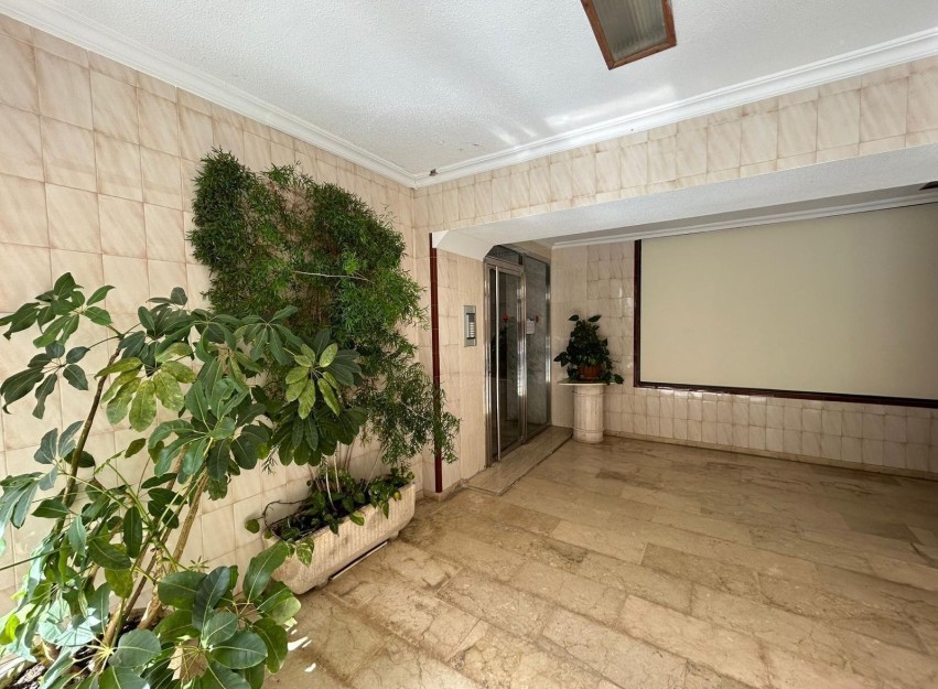 Resale - Apartment - Benidorm - Levante
