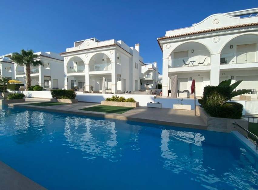 Resale - Apartment - Ciudad Quesada