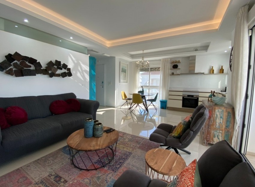 Resale - Apartment - Ciudad Quesada