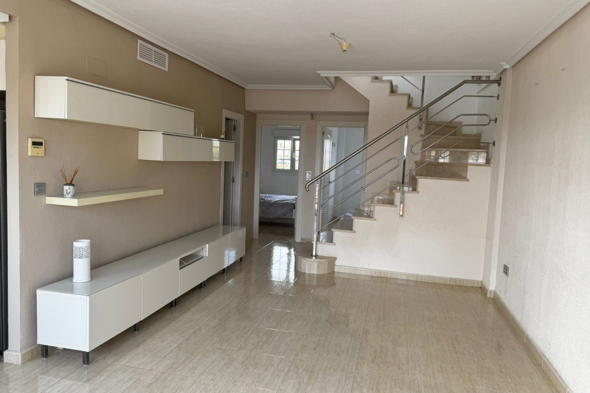 Resale - Apartment - Guardamar del Segura - El Raso