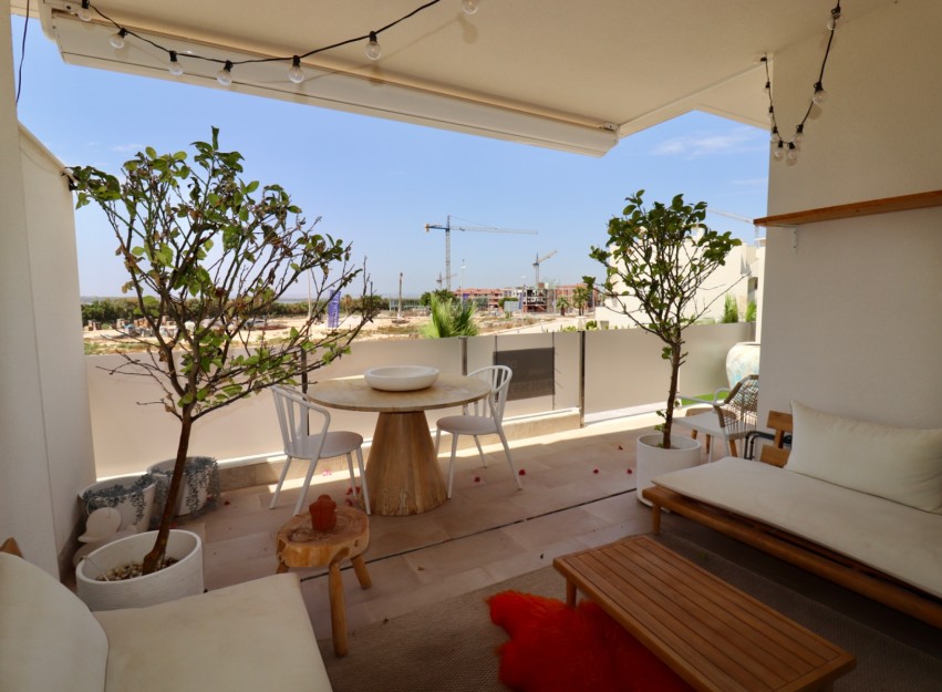 Resale - Apartment - Guardamar del Segura - El Raso