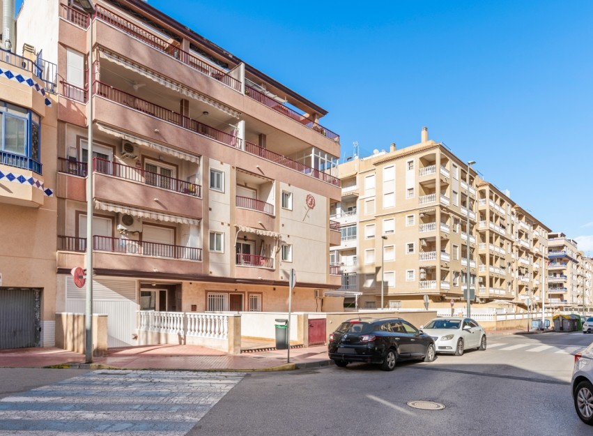 Resale - Apartment - Guardamar del Segura - Pueblo