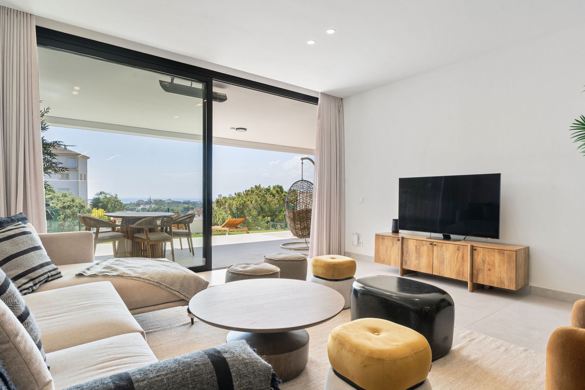 Resale - Apartment - Marbella - Elviria