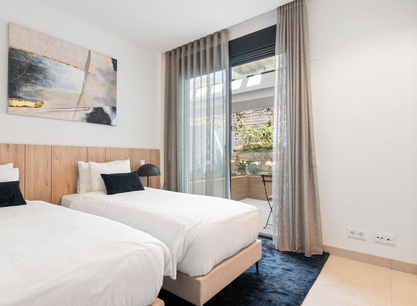 Resale - Apartment - Marbella - Elviria