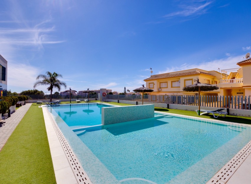 Resale - Apartment - Orihuela Costa - Playa Flamenca