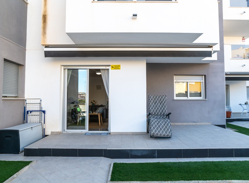 Resale - Apartment - Orihuela Costa - Villamartín