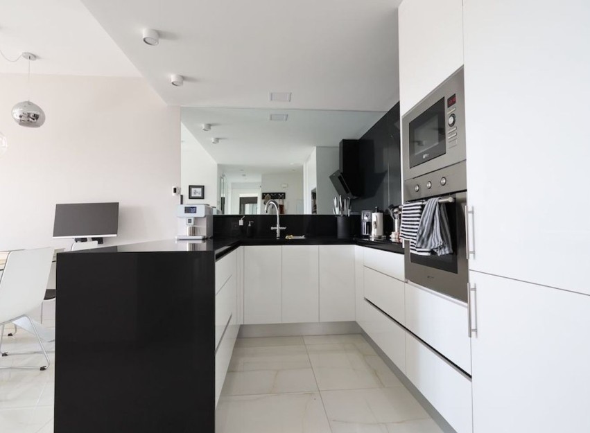 Resale - Apartment - Orihuela Costa
