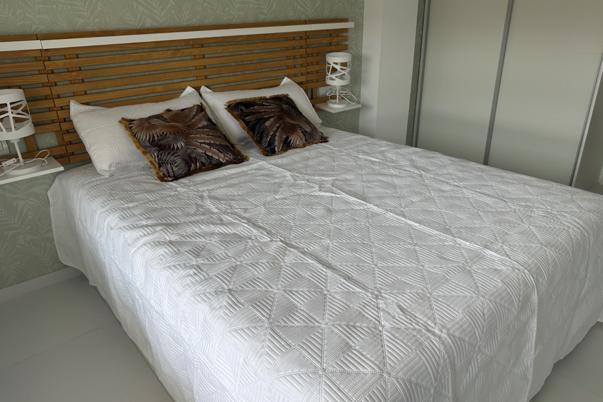 Resale - Apartment - San Miguel de Salinas