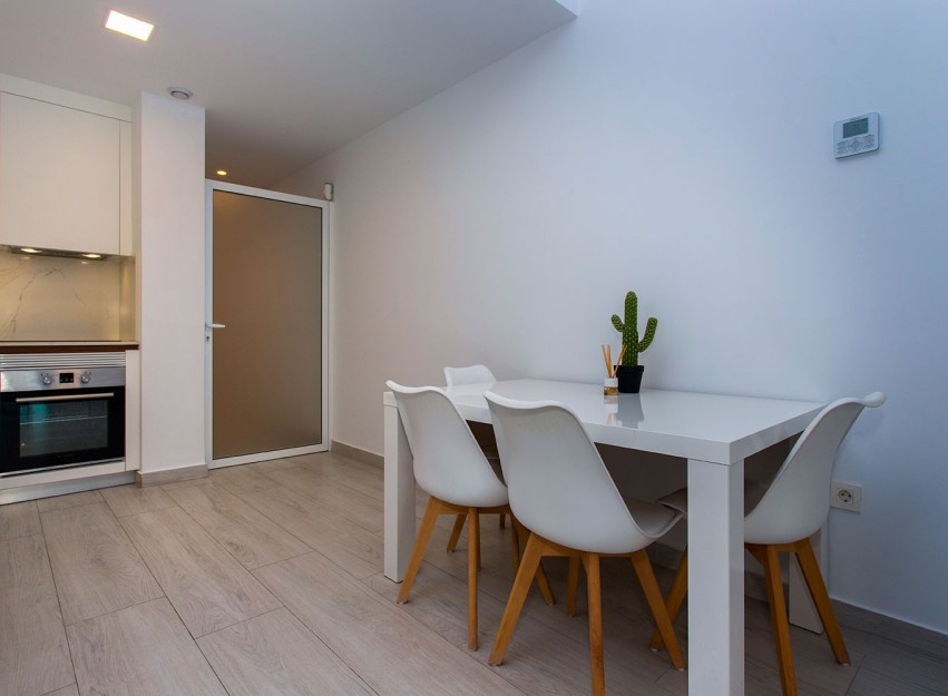 Resale - Apartment - Torrevieja - Center