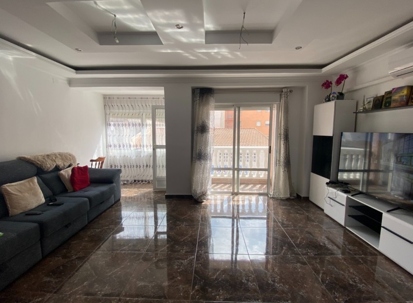 Resale - Apartment - Torrevieja - Center