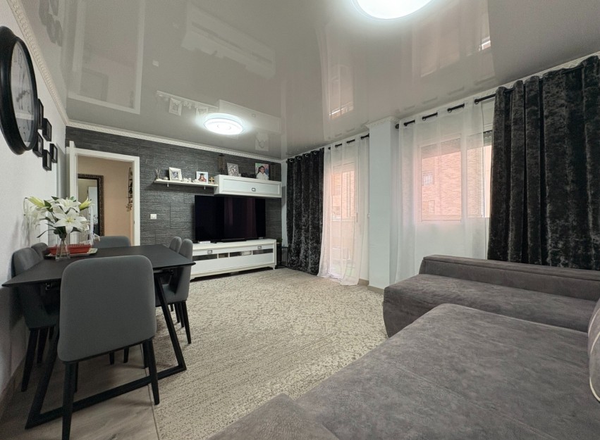 Resale - Apartment - Torrevieja - Center