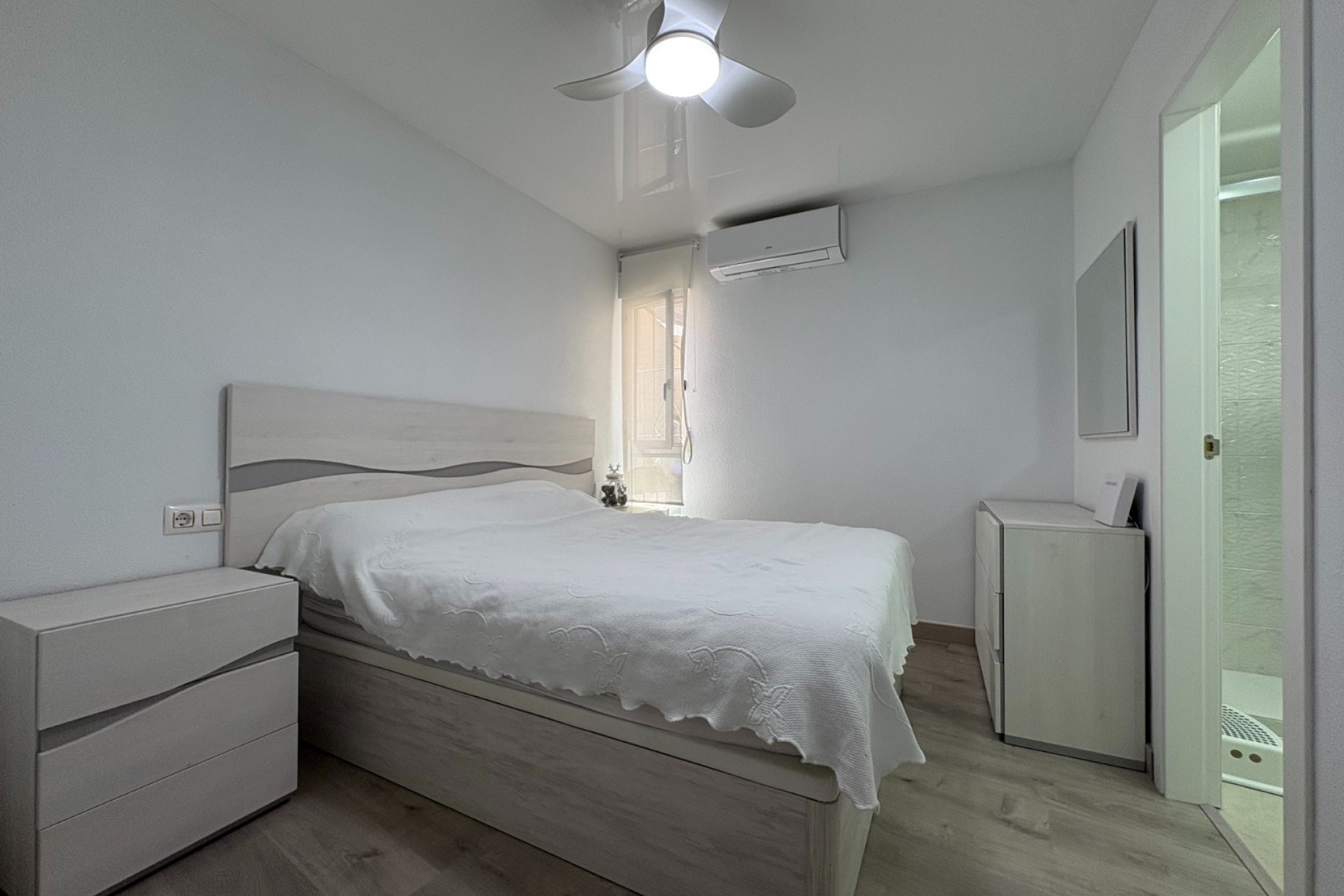 Resale - Apartment - Torrevieja - Center