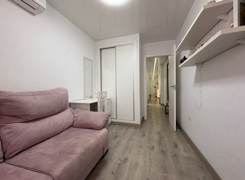 Resale - Apartment - Torrevieja - Center