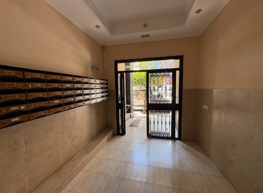 Resale - Apartment - Torrevieja - Center