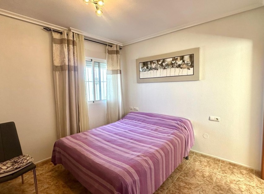 Resale - Apartment - Torrevieja - Curva del Palangre