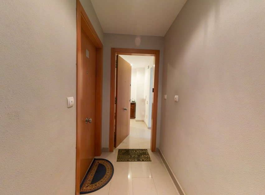 Resale - Apartment - Torrevieja - Playa de Los Locos-Curva del Palangre
