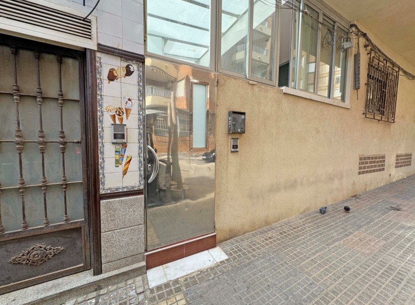 Resale - Apartment - Torrevieja - Playa del Cura